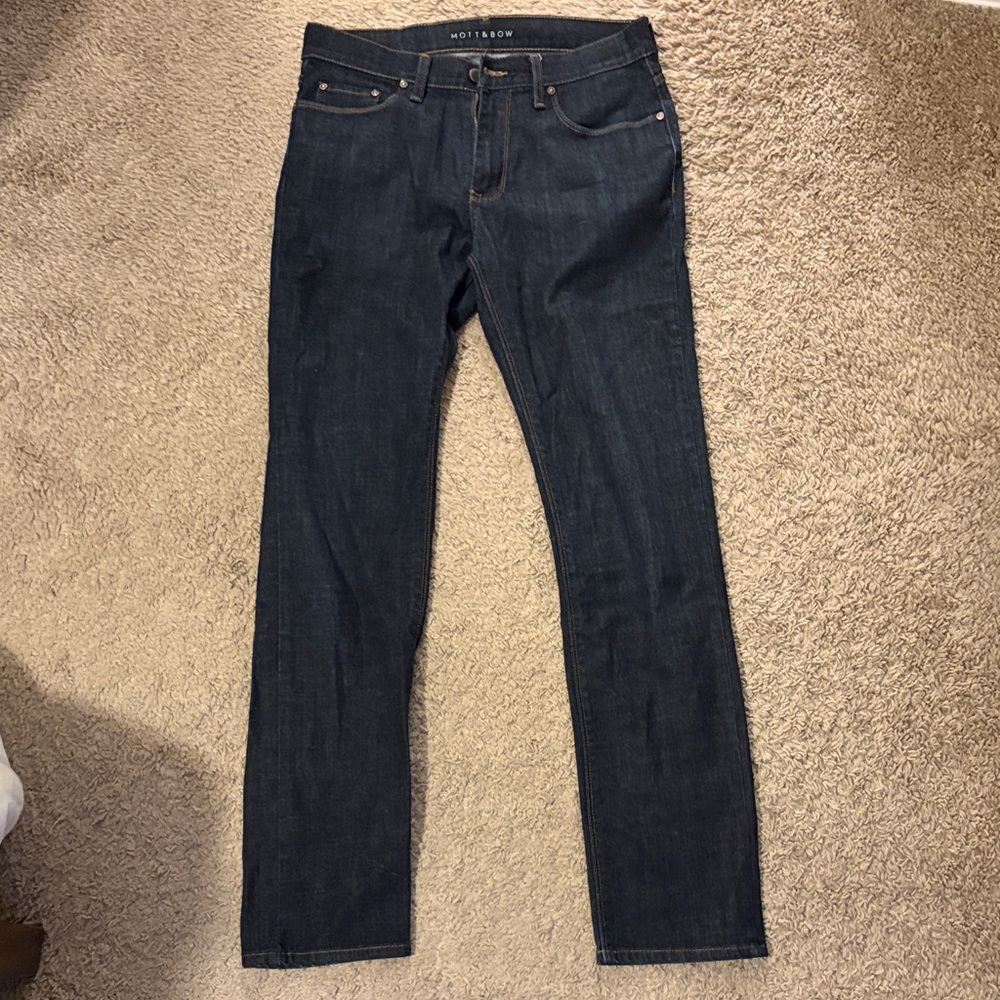 Mott and Bow Men's Dark Blue Jeans